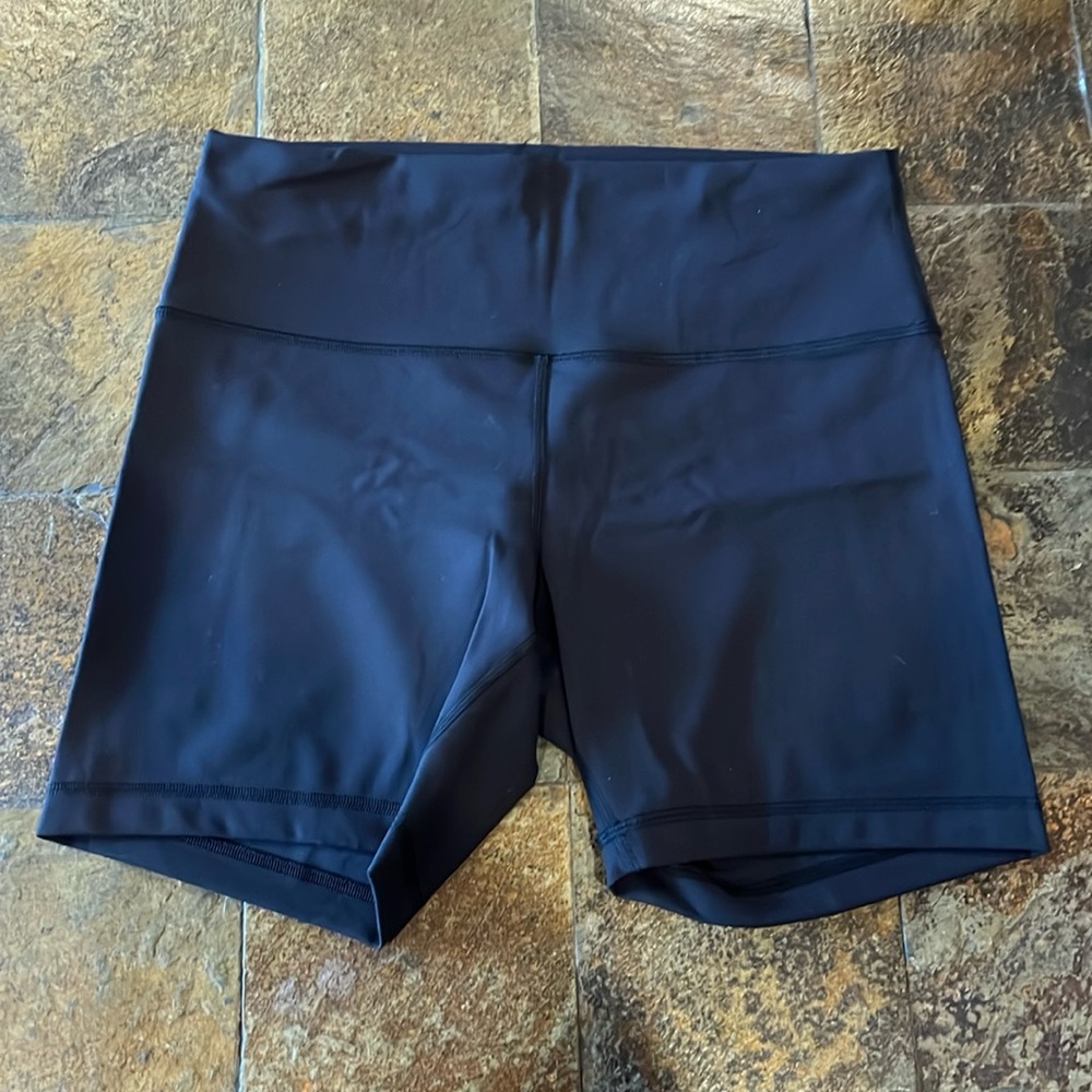 Black Lululemon shorts NWOT